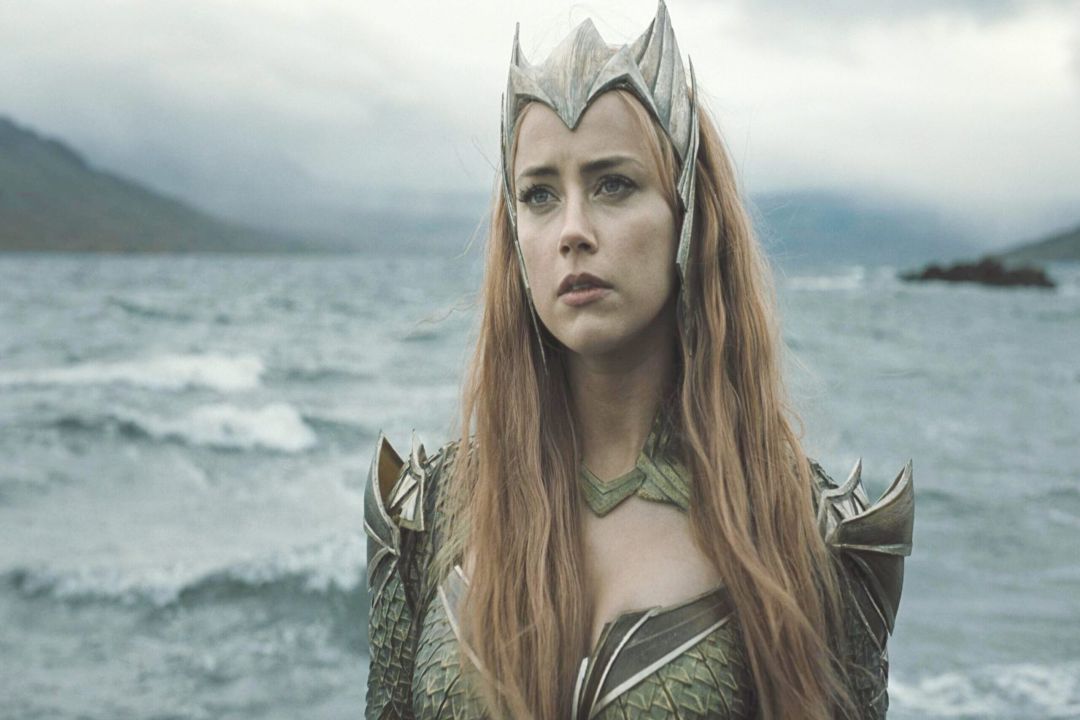 Amber Heard Is Said to Have 'Quit Hollywood' in the Wake of Her Dispute with Johnny Dep p_